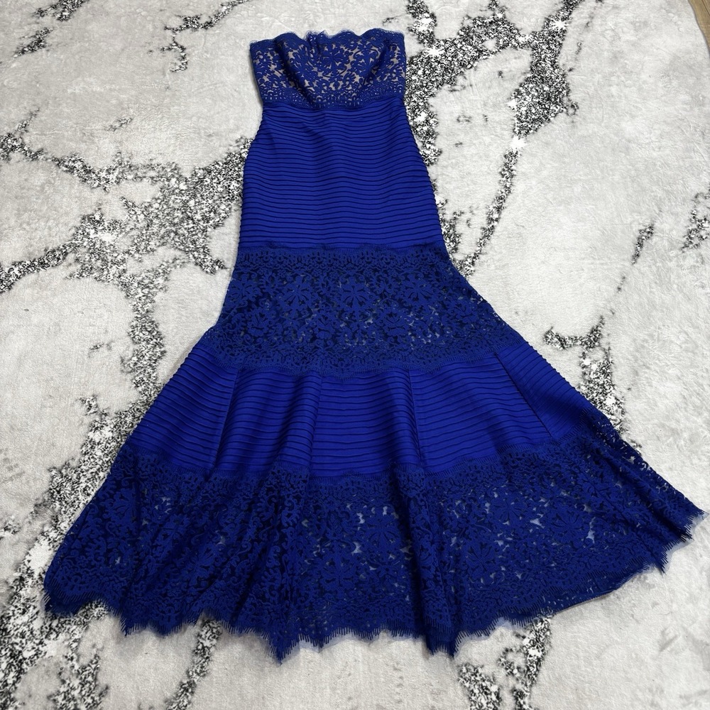 Tadashi Shoji Strapless Lace Mermaid Gown Size XS Cobalt Blue Tiered Maxi